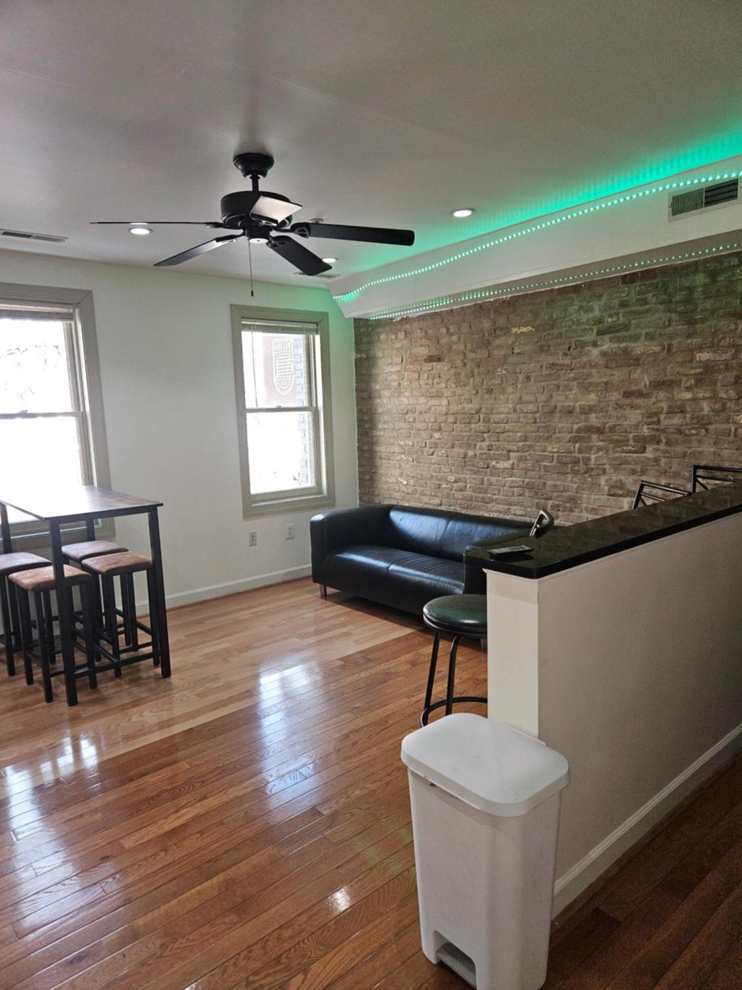 Dc Playhouse Bed And Breakfast Hotel Washington Esterno foto
